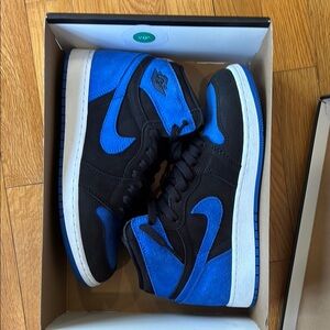 Nike Big Kids Black and Blue Sneakers